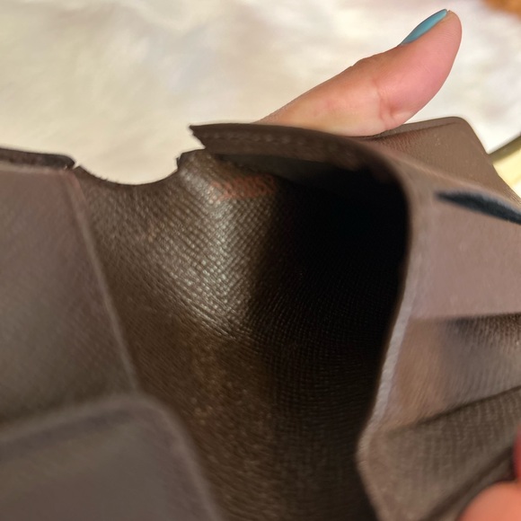 Louis Vuitton wallet - Picture 7 of 10